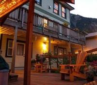 Lodge Exterior